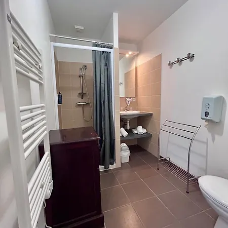 Brit Hotel Lannion-Perros Guirec Habitación foto